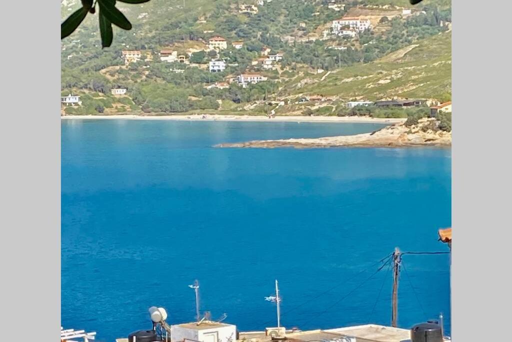 Вилла Πέτρινη Αυλή, Αρμενιστης Ικαρια Арменистис Экстерьер фото